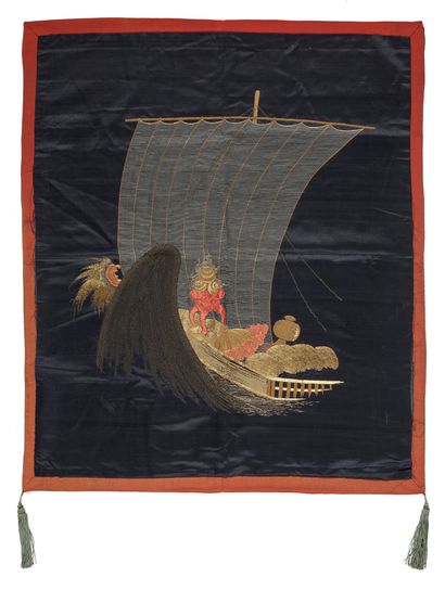 JAPON - Epoque EDO (1603 - 1868) Fukusa de soie bleue marine et rouge, brodé aux...