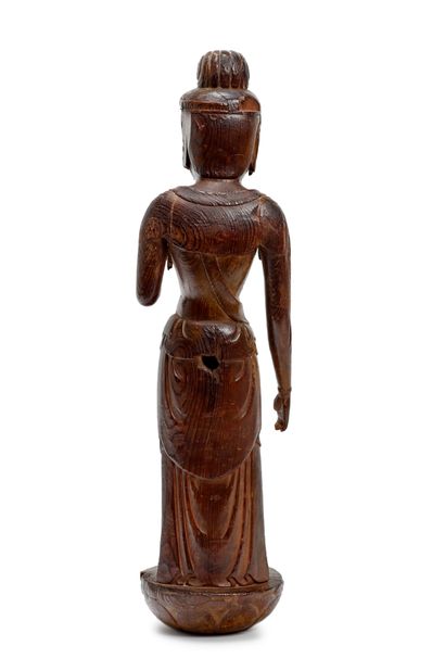 JAPON - Epoque KAMAKURA (1185 - 1333) 
Wooden statue of Shô-Kannon with traces of...