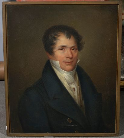 Ecole FRANCAISE, vers 1810 


Portrait d'homme



Toile, portant une signature en...