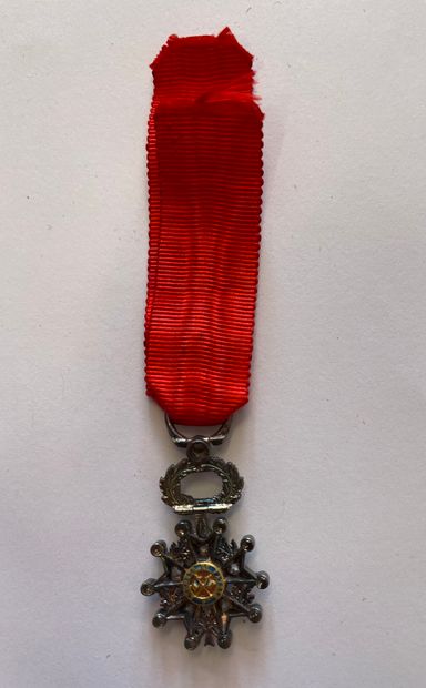 null FRANCE Ordre de la Légion d'Honneur
Etoile de chevalier, modèle de luxe en réduction...