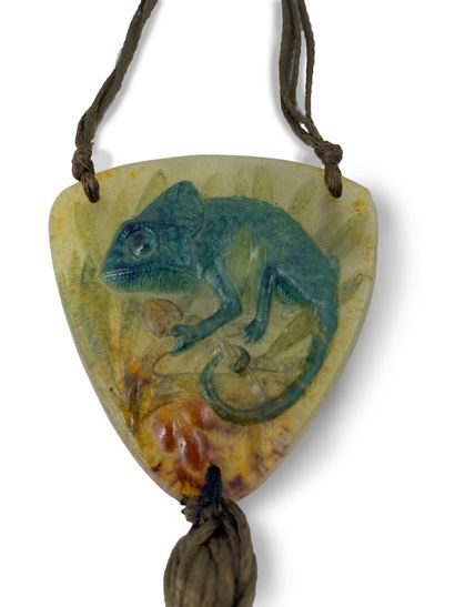 Amalric WALTER (1870-1959) 
Chameleon" pendant with triangular body
Blue glass paste...