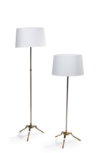 Maison BAGUÈS Pair of floor lamps in metal, brass and bronze
About 1950-1960
H :...
