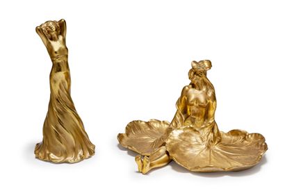 Raoul LARCHE (1860-1912) 
Vide poches en bronze doré à décor d'une femme et de feuilles
Signé...