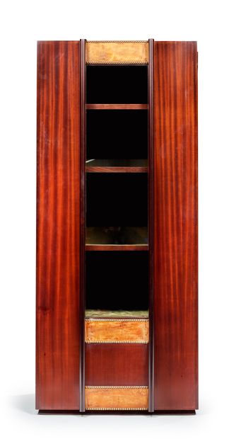 André SORNAY (1902-2000) 
Bookcase with quadrangular box in rosewood veneer with...