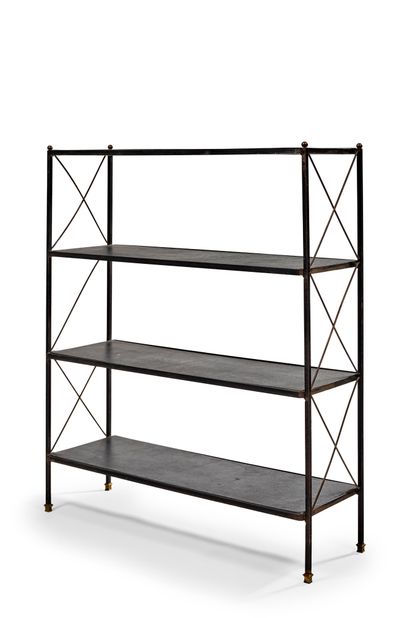 Jacques ADNET, attribué à 
Metal shelf with openwork decoration
About 1950
H : 100...
