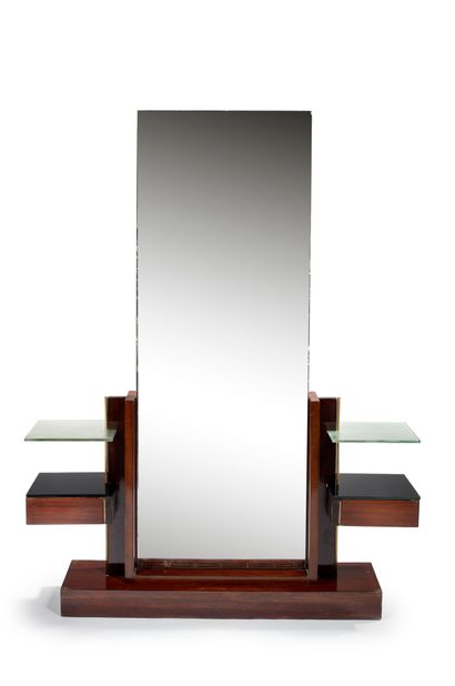 André SORNAY (1902-2000) 
Psyche mirror in rosewood veneer with brass studded decoration,...