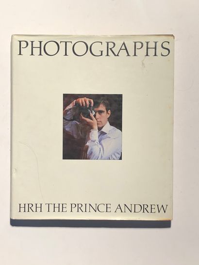 null 5 Volumes : "PHOTOGRAPHS", HRF The Prince Andrew, Ed. Hamish Hamilton, 1985...