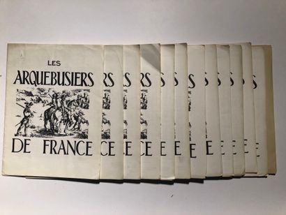 null 14 Revues : "LES ARQUEBUSIERS DE FRANCE", 13 numéros : N°1 Janvier 1964 - N°13...
