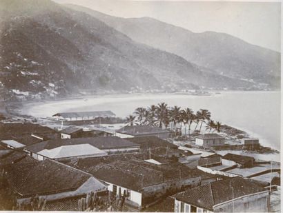 CARAÏBES Bord de mer, place, monument, villages (Jamaïque ?), c.1880 6 tirages sur...
