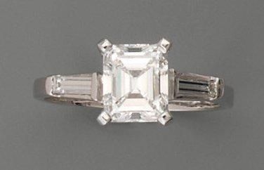 null Bague diamant taille émeraude (1,59 cts) (Certificat GIA-D/VS2), en or