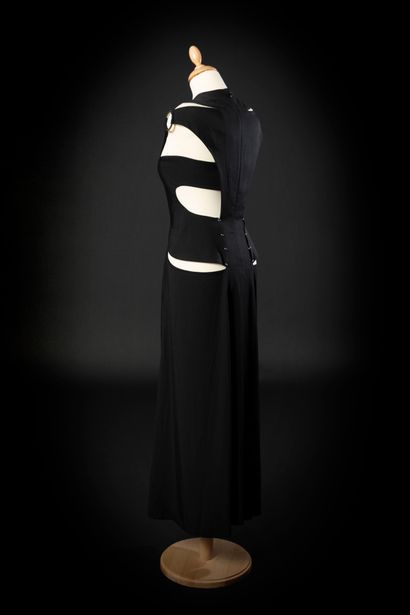 Yohji YAMAMOTO Black long dress. Branded.
Size 1
Perfect condition