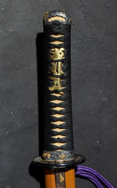 null 
Shinto wakizashi



 Epoque EDO (1603 - 1868), XVIIe siècle



Signé (mei)...