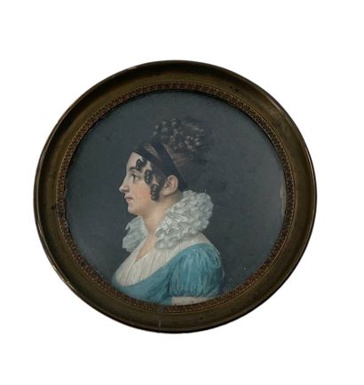 Ecole française, début XIXe siècle 
* Portrait de profil d'élégante à la chérusque
Miniature...