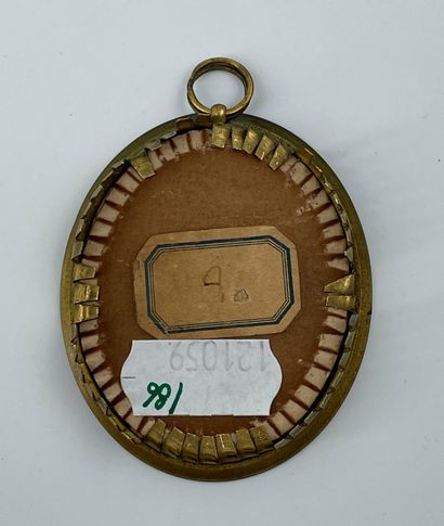 Ecole française, début XIXe siècle 
* Jeune femme au collier de corail
Miniature...