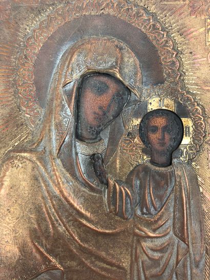 null Icone représentant la Vierge de Kasan  18 x 14,5 cm 

Oxydation, usures