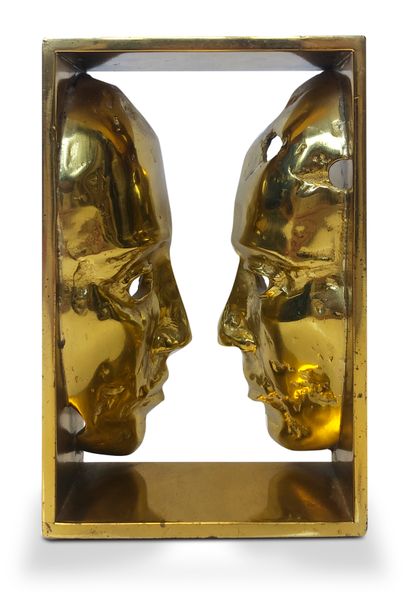 null JEAN PAUL DOUZIECH (XXème)

Sculpture en bronze à patine dorée figurant deux...