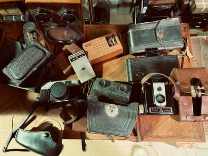 Ensemble d’appareils photos anciens, verascope,...