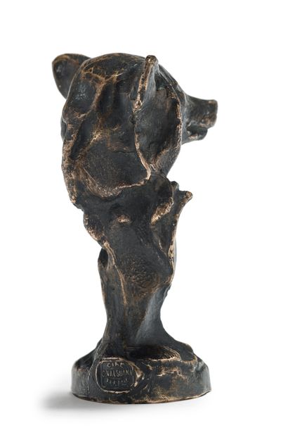 François POMPON (1855-1933) 


Head of a wolf



Lost wax proof in bronze with brown...