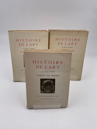 null 3 Volumes : "HISTOIRE DE L'ART : L'ART MÉDIÉVAL", Élie Faure, Ed. Plon, 1939...