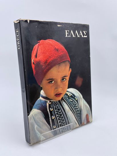 null 3 Volumes :

- "LA GRÈCE", Jan Lukas, Photographies, Ed. Artia, Livre Anglais-Allemand-Français

-...