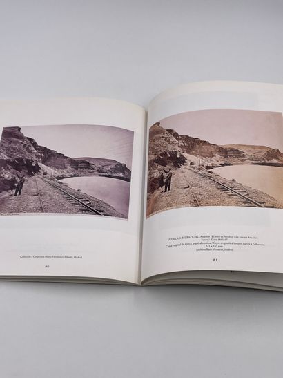 null 1 Volume : "J. LAURENT", Un Photographe Français dans l'Espagne du XIXème Siècle,...