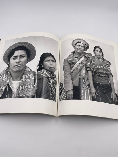  1 Volume : "LOS TODOS SANTEROS", Hans Namuth, Ein Fotoalbum der Mam-Indianer, Todos...