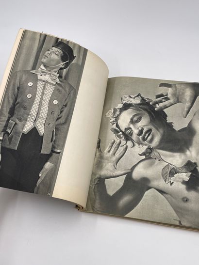 null 1 Volume : "LA DANSE", Préface de Jean Cocteau, Photographies de Serge Lido,...