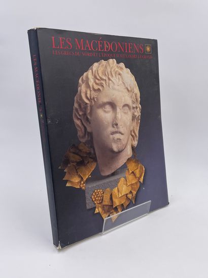 null 2 Volumes : 

- "LA MACÉDOINE, DE PHILIPPE II À LA CONQUÊTE ROMAINE", René Ginouvès,...
