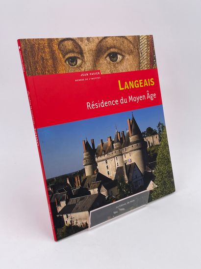 null 5 Volumes : 

- "LANGEAIS, RÉSIDENCE DU MOYEN-ÂGE", Jean Favier, Photographies...