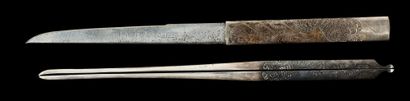 null 
Shinto Katana



EDO period (1603 - 1868)



Unsigned (mumei)



Blade (sugata):...