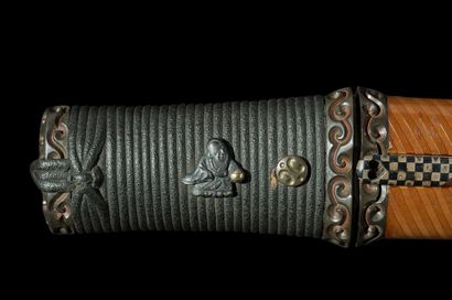 null 
Shinto tanto



MOMOYAMA period (1573 - 1603)



Signed (mei): Kanesada



Blade...