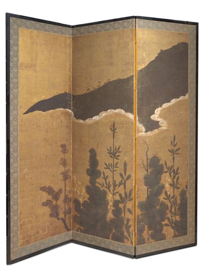 JAPON - Milieu Epoque EDO (1603 - 1868) Paravent à trois feuilles, encre polychrome...