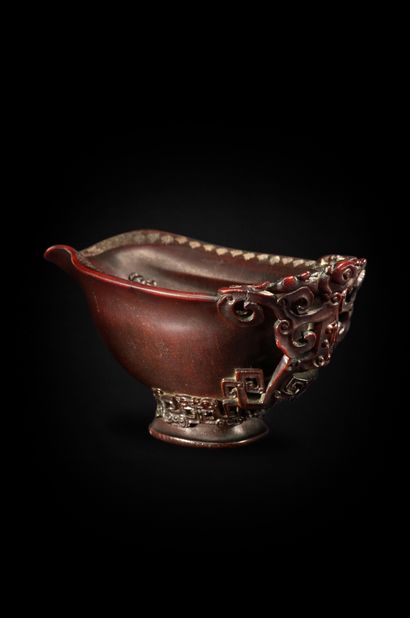 CHINE - XVIIe siècle 
A very beautiful libation cup made of dark rhinoceros horn,...