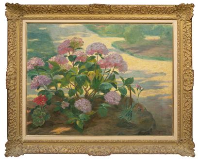 Victor CHARRETON (1864-1936) 
Flowers behind the house 
Canvas signed lower right

72...