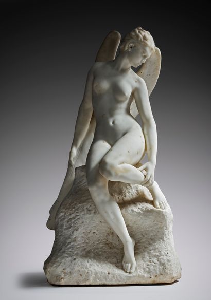 Alfred BOUCHER (1850-1934) 
L'hirondelle blessée 

Sculpture en marbre blanc, signée...