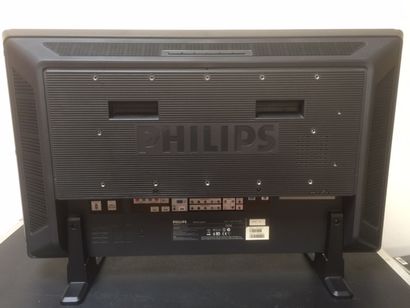 null Matériel son et audio



On y joint une télévision Philips