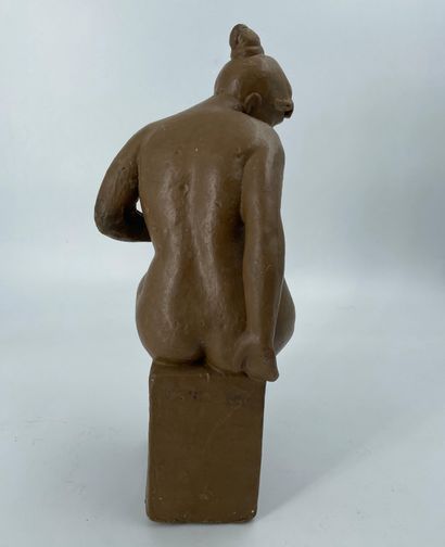 null Nu féminin

Sculpture en cire

H. 30 cm

Accident à un bras
