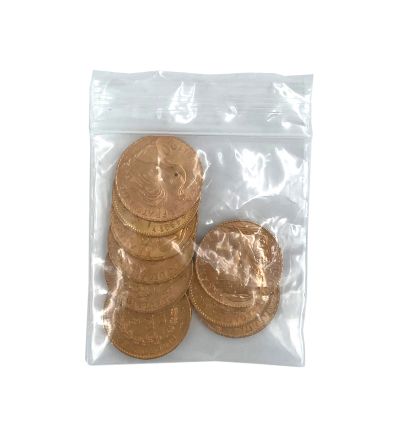 null 
Lot de 10 pièces vingt francs or  

Poids : 64,46 g
