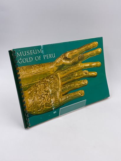 null 3 Volumes : 

- "MUSEUM GOLD OF PERU" catalogue par Miguel Mujica Gallo Foundation,...