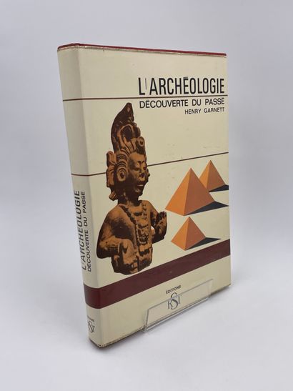 null 3 Volumes : 

- "ATLAS ARCHEOLOGIQUE UNIVERSEL", David et Ruth Whitehouse, 107...