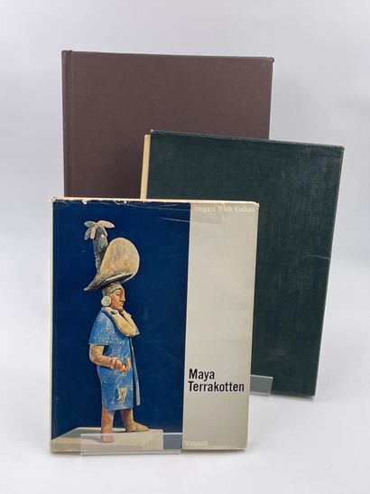null 3 Volumes : 

- "MAYA TERRAKOTTEN" Irmgard Groth Kimball, Verlag Ernst WasmuthTubingen...