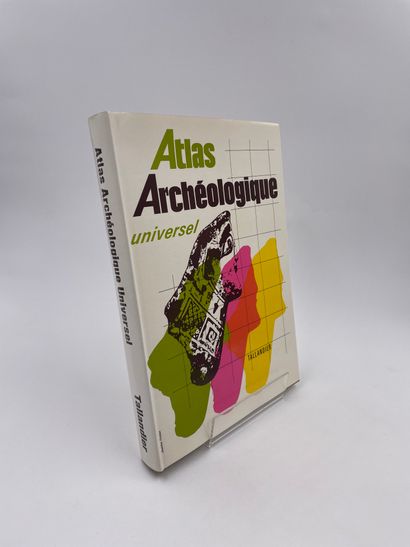 null 3 Volumes : 

- "ATLAS ARCHEOLOGIQUE UNIVERSEL", David et Ruth Whitehouse, 107...