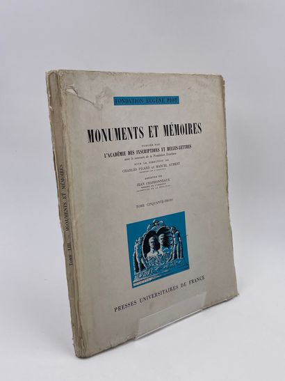 null 32 Volumes (caisse) : 

- "MONUMENTS ET MÉMOIRES, Tome LIII", Fondation Eugène...