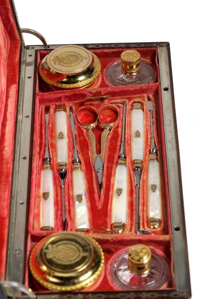 null Magnificent and unique box called "tooth set" of King Louis XVIII, by Grangeret,...