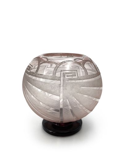 SCHNEIDER Vase boule à décor géométrique en verre gravé à l'acide
H. 16 cm
