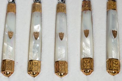 null Exceptional set from a tooth set called "de bouche" that belonged to the Empress...