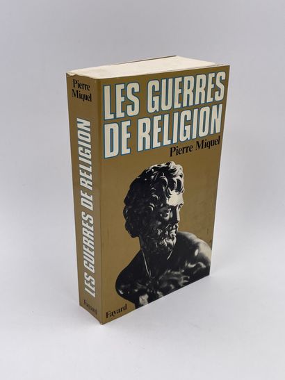 null 3 Volumes : 

- "LA GUERRE DE CENT ANS", Jean Favier, Ed. Fayard, 1980

- "LES...
