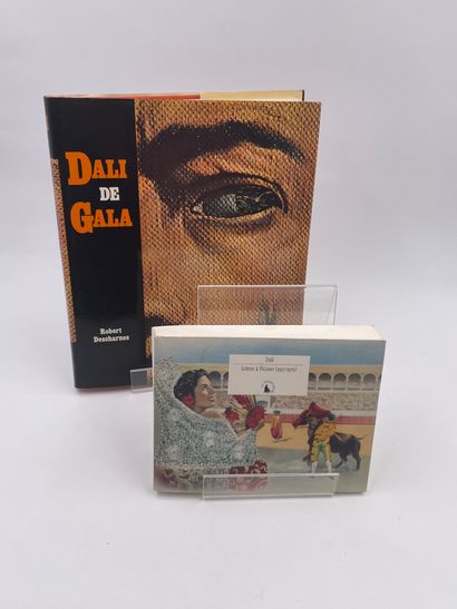 null 2 Volumes :

- "DALI DE GALA", Robert Descharnes, Ami Guichard, Ed. Edita, 1962

-...