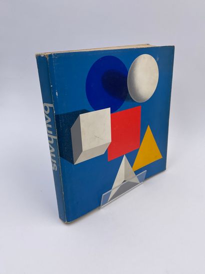 null 2 Volumes :

- "BAUHAUS 1919-1969" Musée National d'Art Moderne de Paris 2 avril-22...