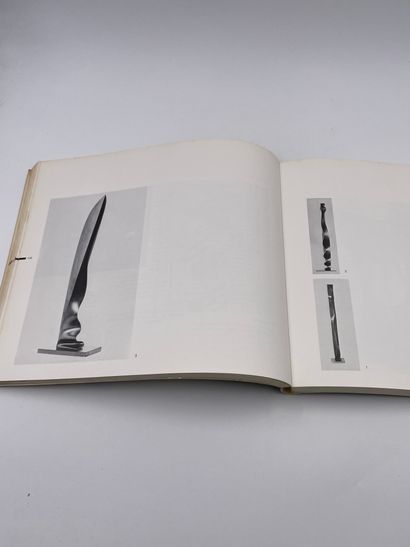 null 1 Volume : "ABSTRACTION CRÉATION 1931-1936", Paris - Musée d'Art Moderne de...